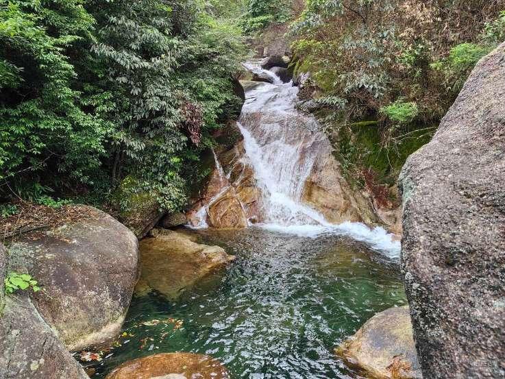 迎寒潮保供电 多地电力部门多措并举全力以赴保“万家灯火”